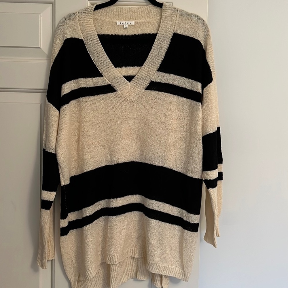 Womens long sweater Large